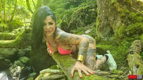Sexy photo session at the river with French beauty Alicia Dark