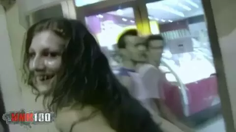 The young French girl Alys Rebel puts on her little show in the streets of Sitges photo 10