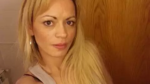 Selfies pictures of blonde Anita  photo 10