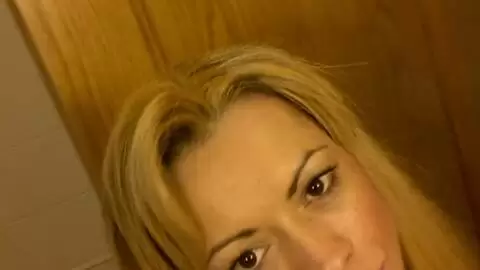 Selfies pictures of blonde Anita  photo 14