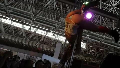  Jenny One at FICEB 2010 photo 7