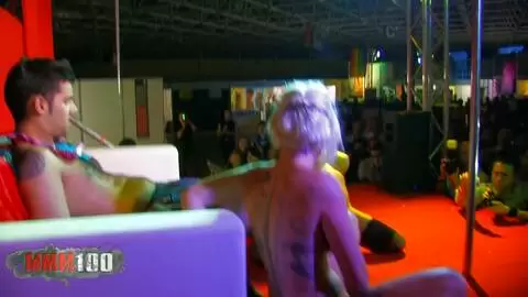 Milky and Penelope Tiger at FICEB 2010 photo 12