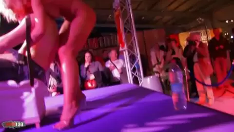  Krystal Wallas at Besancon 2009 photo 10