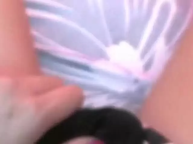 Gorgeous young Asian Betty shows her pussy in the car photo 13