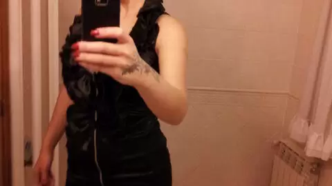 Selfies pictures of blonde with big boobs Candela X  photo 1