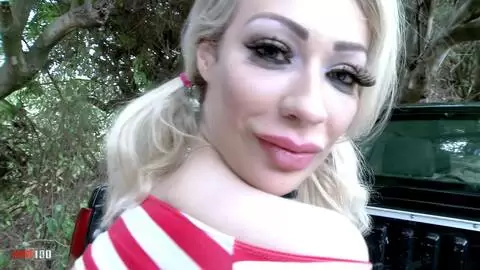 Pornstar Chessie Kay wanted to do exhibitionism photo 06