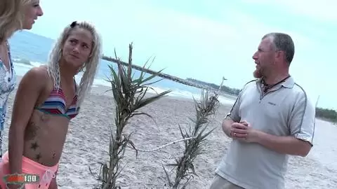 Mail or food? and for Louise from the front or from behind? photo 01