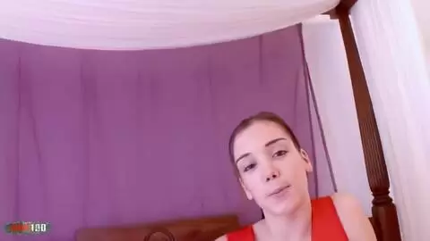 Video interview with the superb young French actress Cynthia Lavigne photo 09