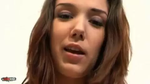 Pornostar teen Cynthia Lavigne getting naked  photo 10