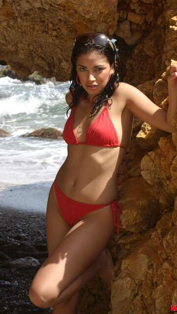 Emilce Free Sexy Photo #006