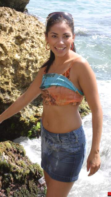 Emilce Free Sexy Photo #024