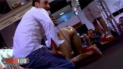 Lesly Kiss on stage at the Erotico de Barcelona Film Festival in 2006 photo 15