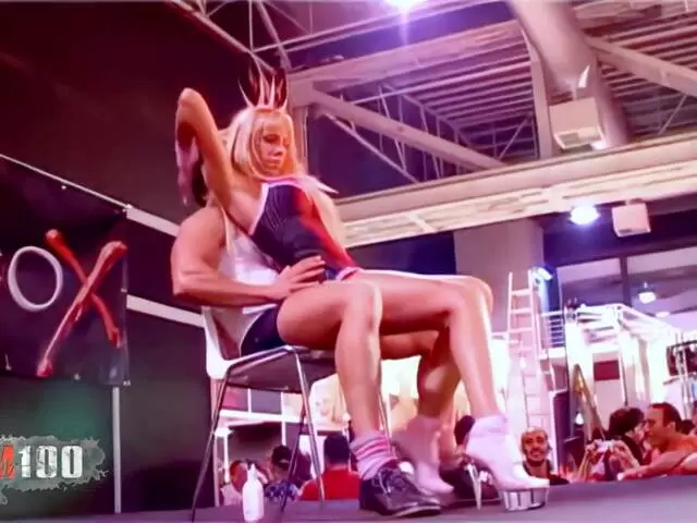 Paola on stage at the Erotico de Barcelona Film Festival in 2006 photo 1