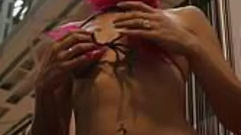  Krystal at FICEB 2007 photo 10