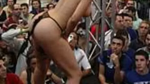  Krystal at FICEB 2007 photo 10