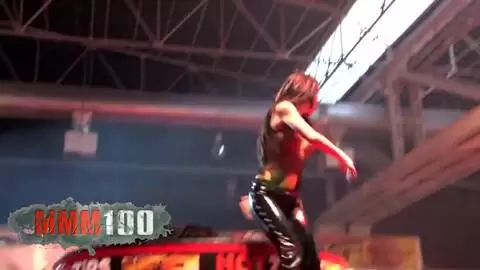 Nina Roberts show at the Ficeb 2007 photo 06