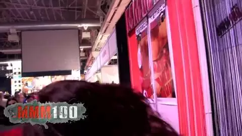 Olga Cabaeva stripping at the Ficeb 2007 photo 06