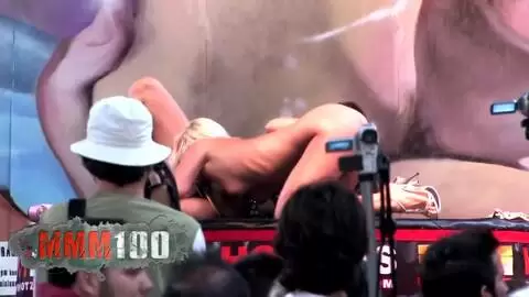 Lesbian Show at the Ficeb 2007 photo 09