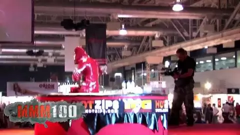 Sonia Baby stripping and peeing  at the Ficeb 2007 photo 02