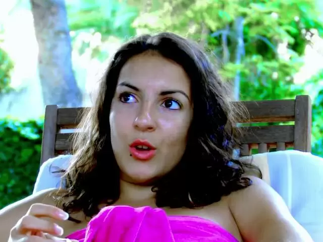 Interview with the young French brunette Isabelle Solis photo 2