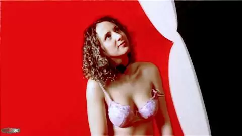 Photo session with young French amateur Jemi Sommer in jeans photo 04