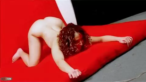 Photo session with young French amateur Jemi Sommer in jeans photo 13