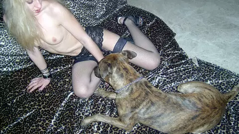 Great petite blonde Jessica removing clothes  photo 1