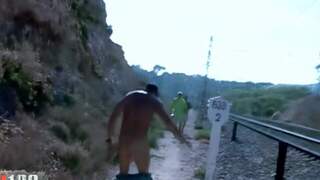 Jorge fernandez shows his butt