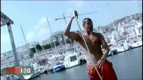 Jorge takes a shower in the port