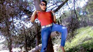 Horny lara tinelli removing cl