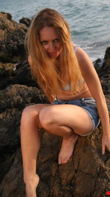 Lena Harrys Free Sexy Photo #027