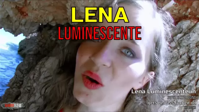 Lena Luminescente in super sexy Leg...