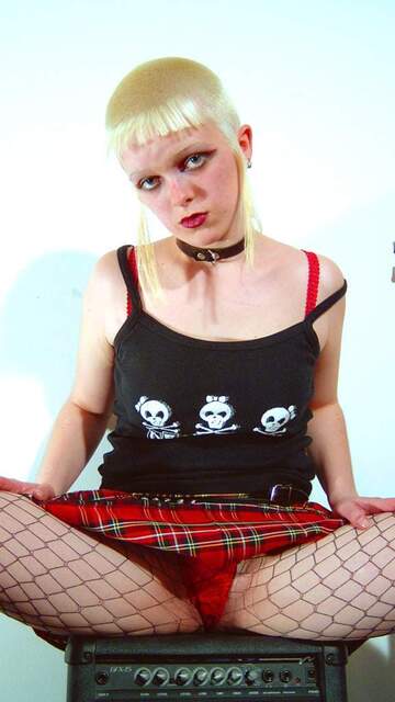 Lili Free Sexy Photo #018