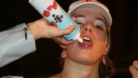 Hot Lille 2006 stripping  photo 15