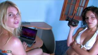 Jealous of her sister, she fil