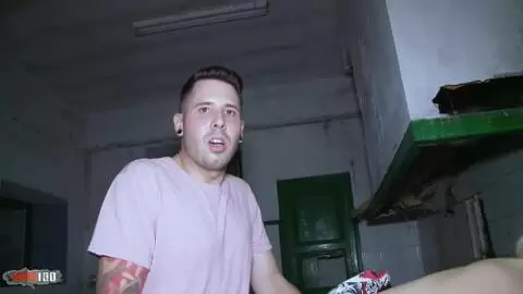 Kevin White fucking with Liz Rainbow in an abandoned house photo 06