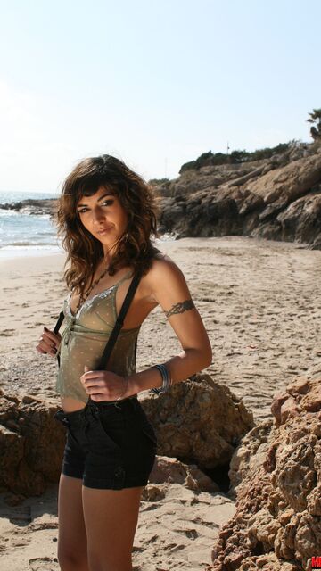 Lou Charmelle Free Sexy Photo #009