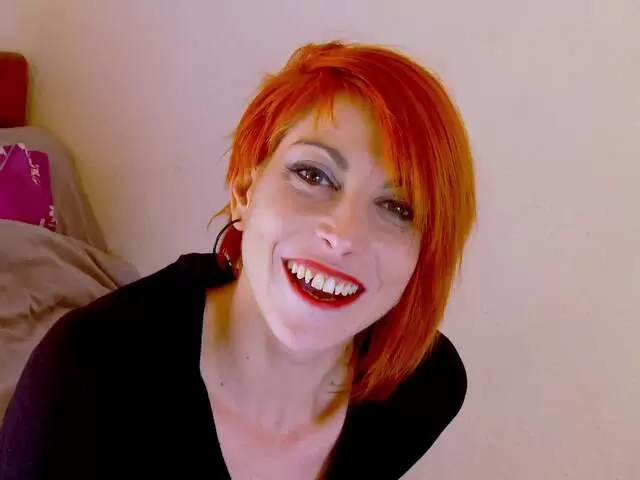 Interview hot  photo 1