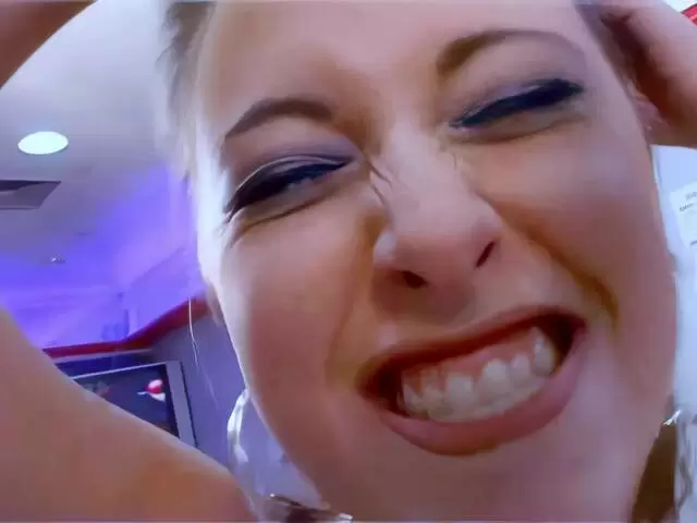 Moana Mendez shows her tits.
 photo 1