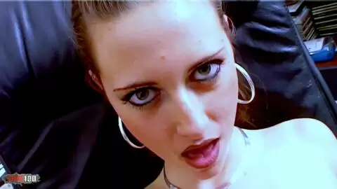 Little French girl Moana Mendez, little slut gets fucked on the desk photo 01