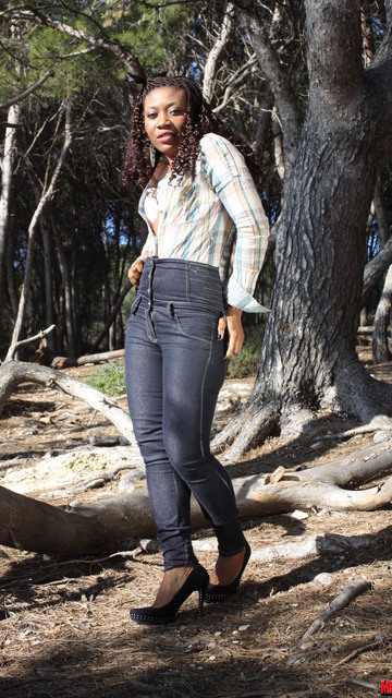 Nancy LOVE Free Sexy Photo #015