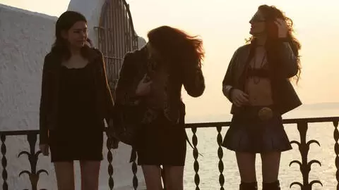 Pornstar teen arab Alys Rebel stripping  photo 6