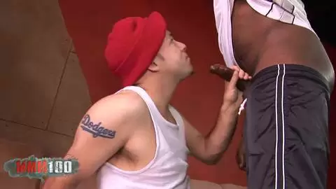 Interracial gay porn : Pin up Boi & Tazz photo 02