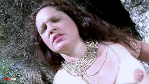 Amateur sex at the beach with a chubby brazilian whore photo 08