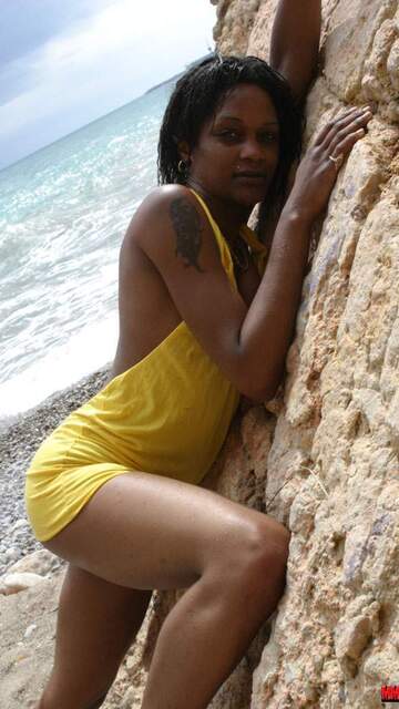 Shania Free Sexy Photo #053