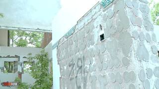 Tania kiss outdoor peeing