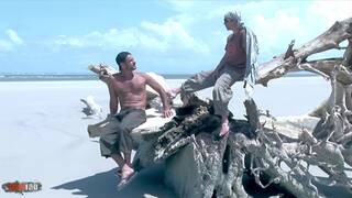 Druunia diva\'s hairy latina a