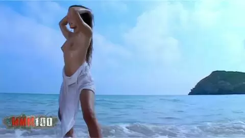 Vayana with her wet dress in the sea photo 16