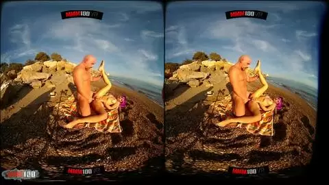 3D VR fuck on the beach with the sublime Romanian Yasmin Daferro photo 15