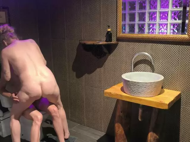 Behind the Scenes: Yelena Vera Breaks the Toilet Seat Mid-Fuck photo 1